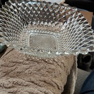Anchor Hocking Square Glass Clear Glass Bowl